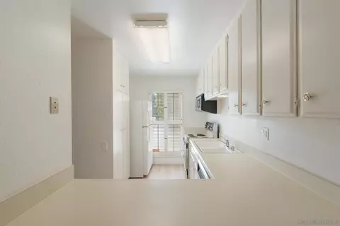 5700 Baltimore Dr #39, La Mesa, CA 91942 photo 17