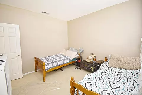 Bedroom - 23538 Forest Hill Dr, Ramona, CA 92065 photo 6 of 8