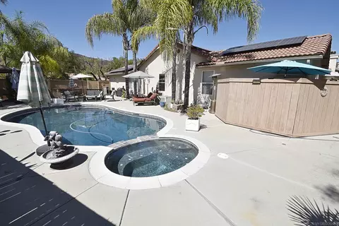 Exterior - 23538 Forest Hill Dr, Ramona, CA 92065 photo 11 of 25