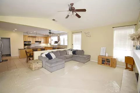Living - 23538 Forest Hill Dr, Ramona, CA 92065 photo 3 of 4