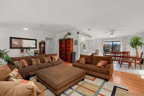 13012 Ha Hana Rd, Lakeside, CA 92040 photo 5