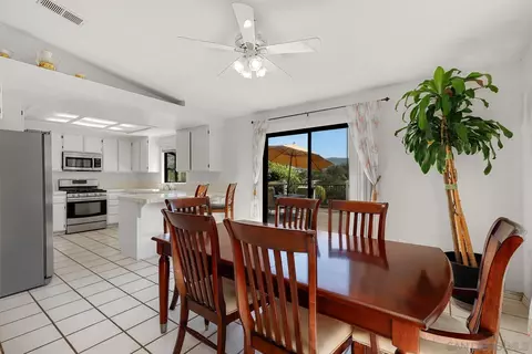 13012 Ha Hana Rd, Lakeside, CA 92040 photo 10