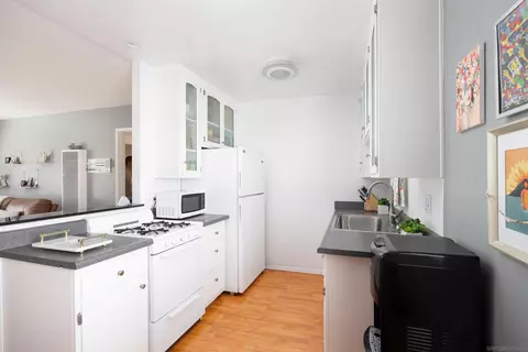Kitchen - 9727 Winter Gardens Blvd #96, Lakeside, CA 92040 photo 2 of 2