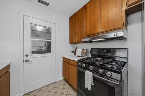 Kitchen - 8877 Kelburn Ave, Spring Valley, CA 91977 photo 5 of 6
