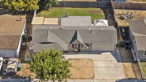 View/Area - 8877 Kelburn Ave, Spring Valley, CA 91977 photo 7 of 13