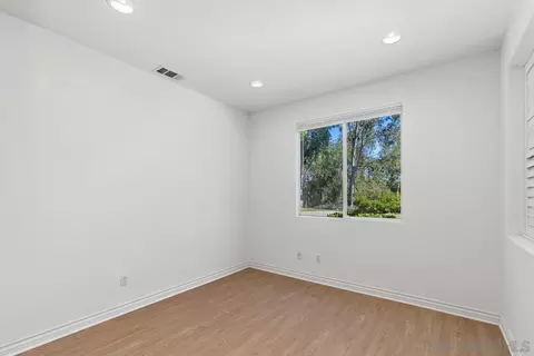 Bedroom - 33438 Fox Rd, Temecula, CA 92592 photo 1 of 5