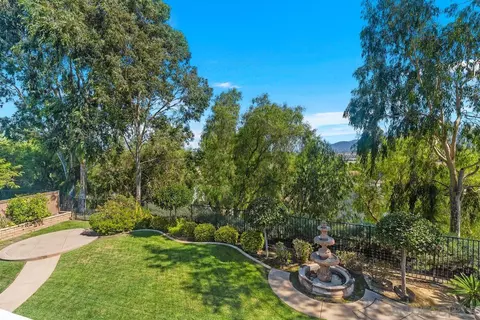 Exterior - 33438 Fox Rd, Temecula, CA 92592 photo 3 of 7