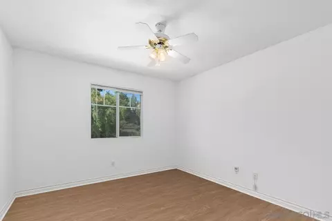 Bedroom - 33438 Fox Rd, Temecula, CA 92592 photo 2 of 5