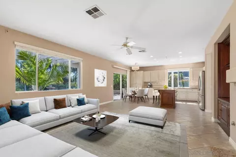 Living - 33438 Fox Rd, Temecula, CA 92592 photo 5 of 8