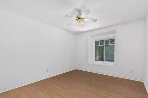 Bedroom - 33438 Fox Rd, Temecula, CA 92592 photo 3 of 5