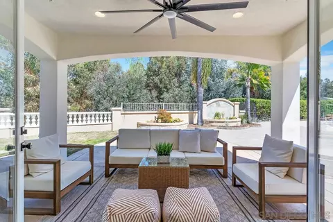 Exterior - 25334 Rue De Fleur, Escondido, CA 92026 photo 7 of 12