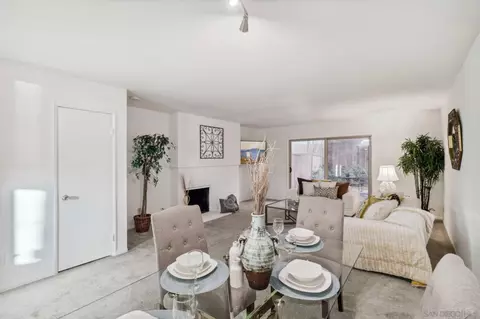 6881 Alvarado Rd #6, San Diego, CA 92120