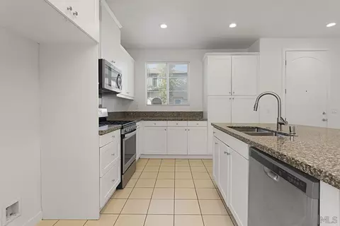 4117 Mission Tree Way, Oceanside, CA 92057 photo 11
