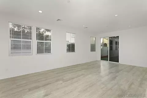 4117 Mission Tree Way, Oceanside, CA 92057 photo 8
