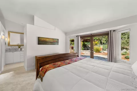 2123 Willowbrook St, Escondido, CA 92029 photo 32