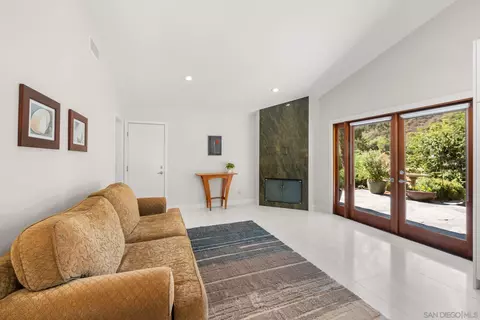 2123 Willowbrook St, Escondido, CA 92029 photo 16