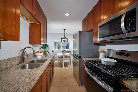 4491 Estada Dr, Oceanside, CA 92057 photo 12