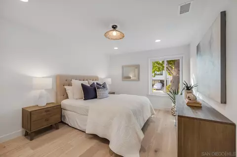Bedroom - 1565 Hawk Vw, Encinitas, CA 92024 photo 5 of 5