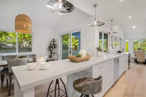 Kitchen - 1565 Hawk Vw, Encinitas, CA 92024 photo 4 of 6
