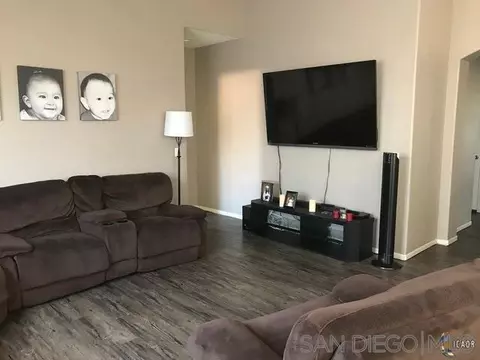 1334 Meadowview Ave, El Centro, CA 92243