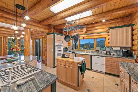 Kitchen - 34996 Piute Trl, Julian, CA 92036 photo 1 of 3