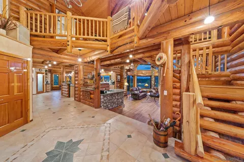 Entry Way - 34996 Piute Trl, Julian, CA 92036 photo 2 of 4