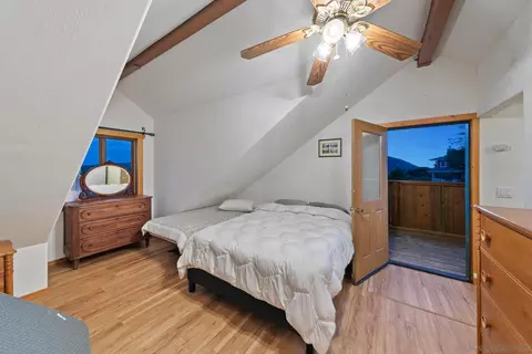 Bedroom - 34996 Piute Trl, Julian, CA 92036 photo 4 of 8