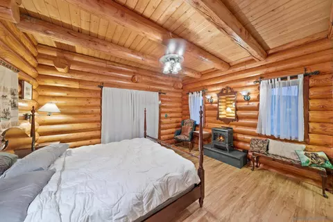 Bedroom - 34996 Piute Trl, Julian, CA 92036 photo 8 of 8