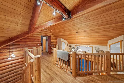 Entry Way - 34996 Piute Trl, Julian, CA 92036 photo 4 of 4