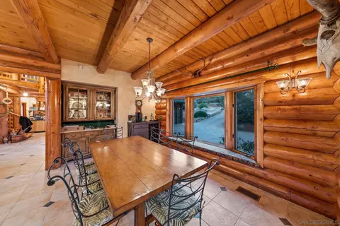 Dining - 34996 Piute Trl, Julian, CA 92036 photo 2 of 4