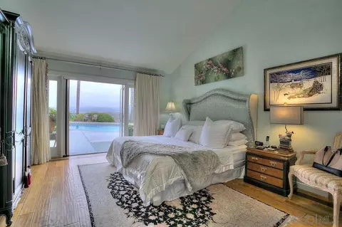 Bedroom - 3649 Lago Sereno, Escondido, CA 92029 photo 1 of 3