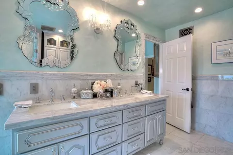 Bath - 3649 Lago Sereno, Escondido, CA 92029 photo 6 of 9