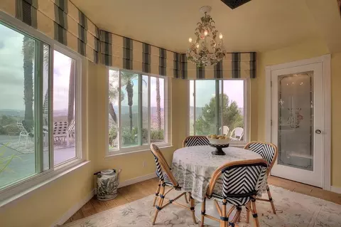 Dining - 3649 Lago Sereno, Escondido, CA 92029 photo 3 of 3