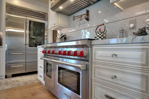 Kitchen - 3649 Lago Sereno, Escondido, CA 92029 photo 12 of 12