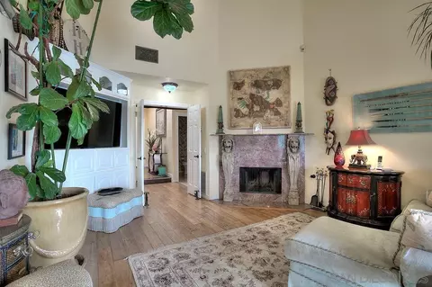 Living - 3649 Lago Sereno, Escondido, CA 92029 photo 6 of 8