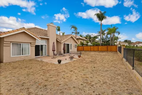 5134 Bella Collina St, Oceanside, CA 92056 photo 32