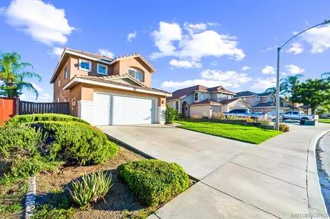 Exterior - 33296 Calle Cantu, Temecula, CA 92592 photo 4 of 8