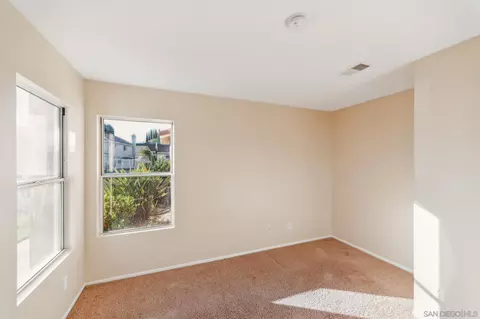 Bedroom - 33296 Calle Cantu, Temecula, CA 92592 photo 1 of 4