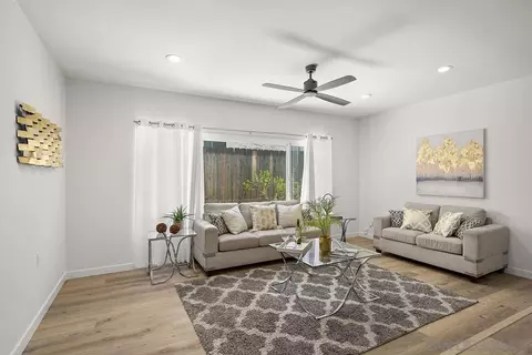 Living - 8514 Carlton Oaks Dr, Santee, CA 92071 photo 2 of 5
