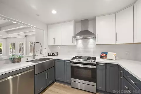 Kitchen - 8514 Carlton Oaks Dr, Santee, CA 92071 photo 4 of 5