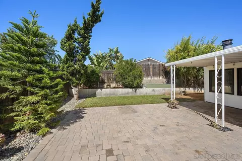 Exterior - 8514 Carlton Oaks Dr, Santee, CA 92071 photo 5 of 7