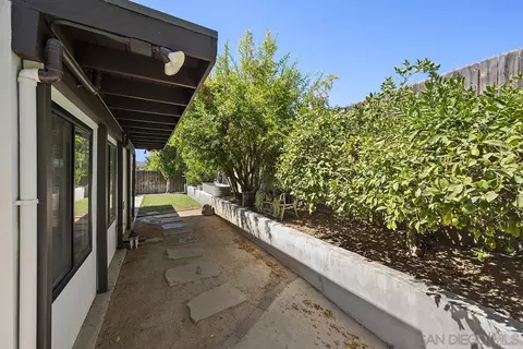 Exterior - 8514 Carlton Oaks Dr, Santee, CA 92071 photo 7 of 7