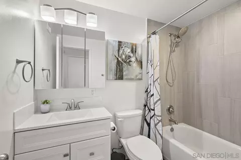 Bath - 8514 Carlton Oaks Dr, Santee, CA 92071 photo 2 of 2