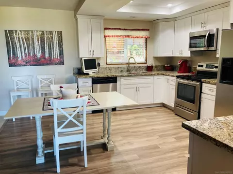 Kitchen - 4330 Luneta Dr, Julian, CA 92036 photo 2 of 3