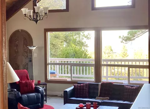 Living - 4330 Luneta Dr, Julian, CA 92036 photo 3 of 7