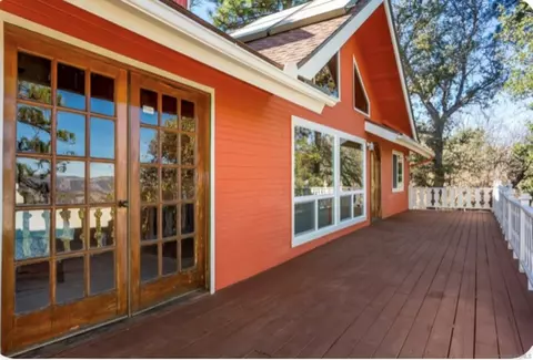 Exterior - 4330 Luneta Dr, Julian, CA 92036 photo 2 of 9