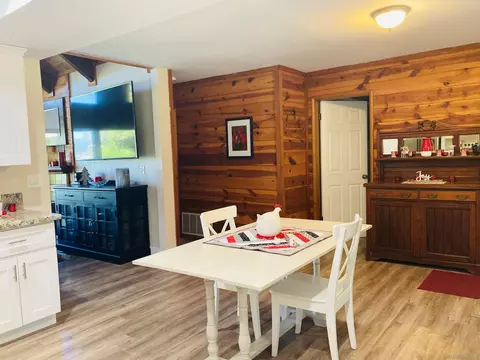 Dining - 4330 Luneta Dr, Julian, CA 92036 photo 1 of 2