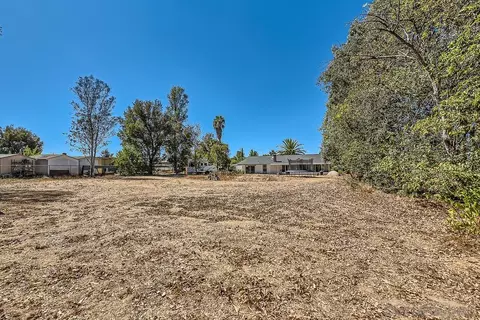 Exterior - 131 Letton St, Ramona, CA 92065 photo 10 of 14
