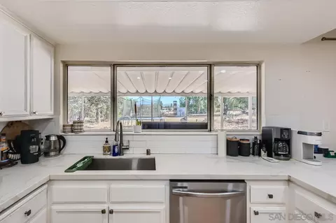 Kitchen - 131 Letton St, Ramona, CA 92065 photo 1 of 5