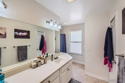 Bath - 131 Letton St, Ramona, CA 92065 photo 2 of 3
